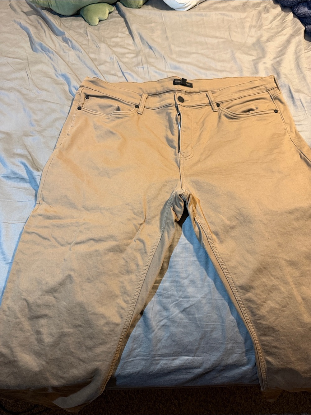 Banana Republic Men's Relaxed Beige Jeans